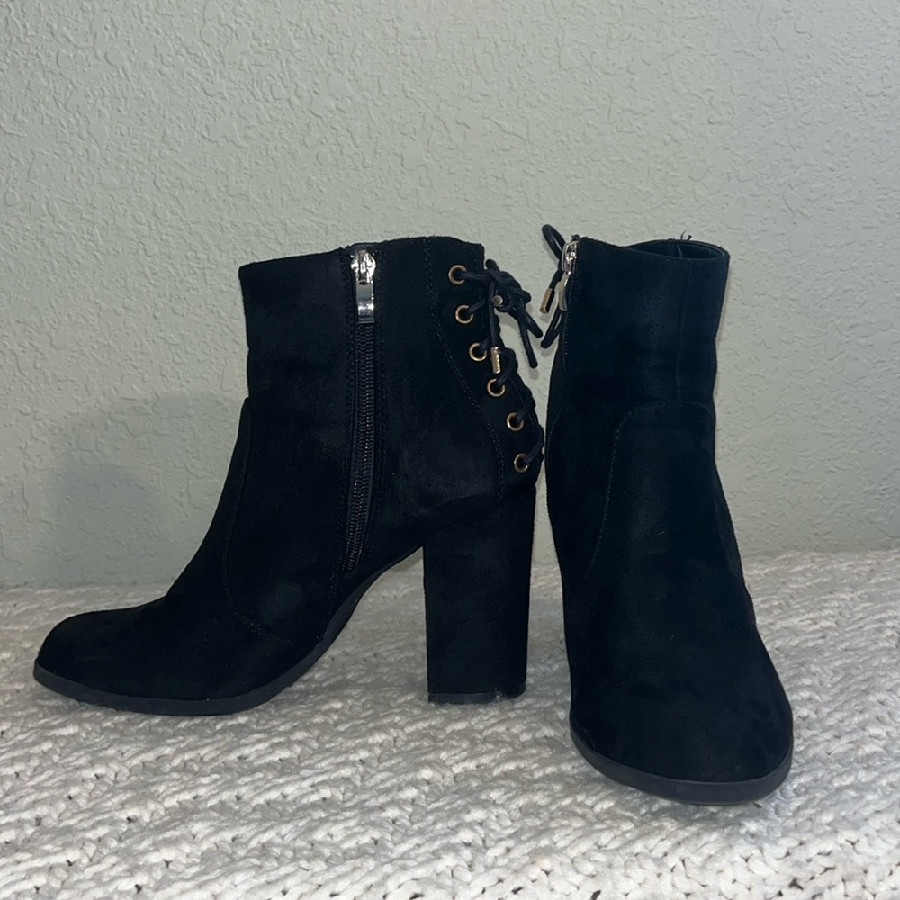 Limelight Black Celeste Heeled Boots in Women’s Size 9M